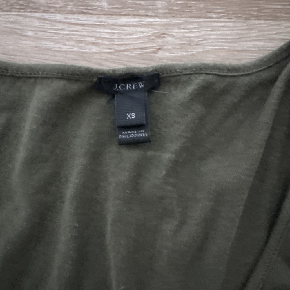 J Crew medium army‎ green sleeveless shirt faux wrap sleeveless deep v  safari - Picture 3 of 4